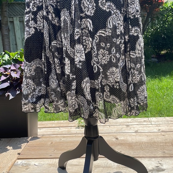 Black floral lace strapless dress - Picture 4 of 5